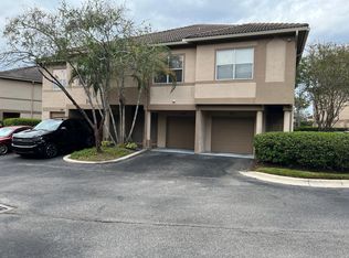 916 Normandy Trace Rd, Tampa, FL 33602