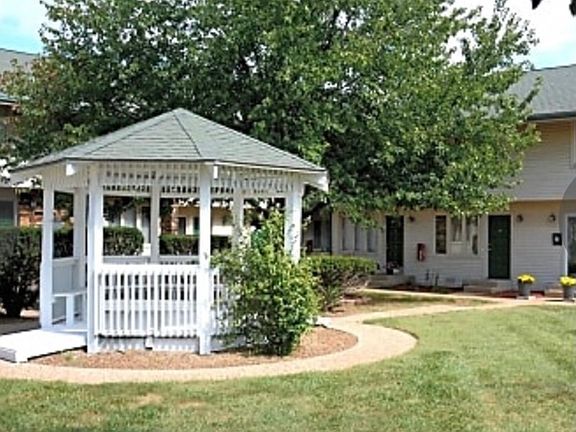 2nd image of 1235 E Guinevere Ct #L