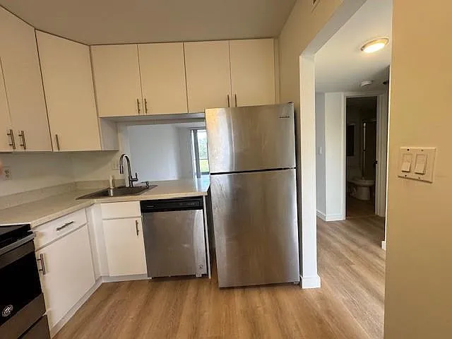 2900 NW 42nd Ave #A104 — Photo 3