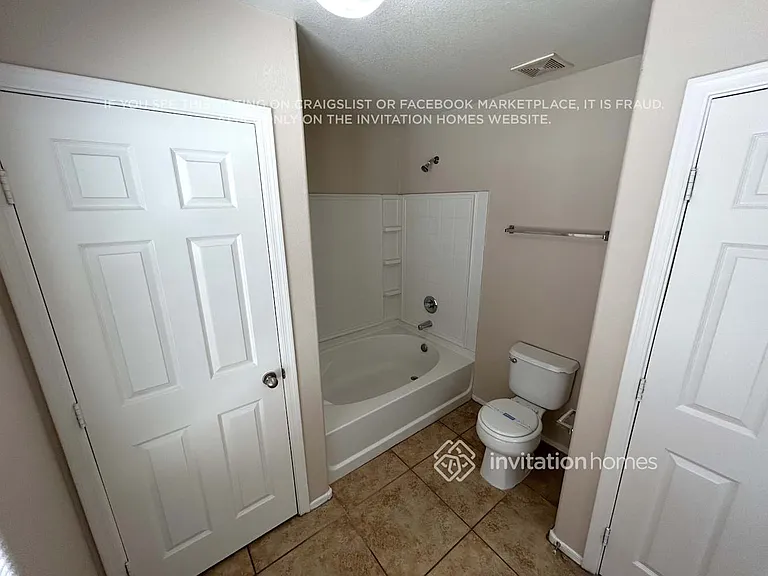 6322 W Constance Way — Photo 11