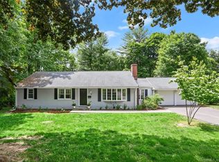 78 Randall Dr, Trumbull, CT 06611