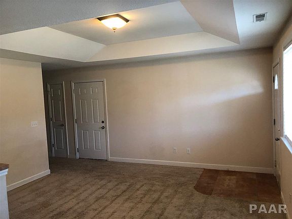 5th image of 3009 N Molleck Dr