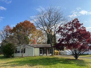 114 Heather Dr, Harrisburg, PA 17112