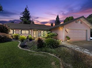 1902 McLaren Dr, Roseville, CA 95661