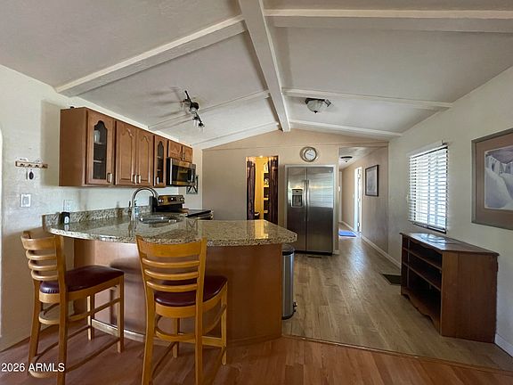 3rd image of 106 E LYNN Way