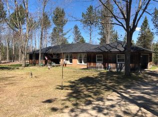 1196 W Sunset Dr, Roscommon, MI 48653