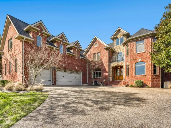 130-12 Stones Xing, Goodlettsville, TN 37072