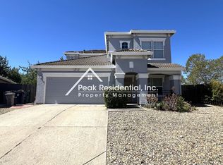 8648 Raymus St, Elk Grove, CA 95758