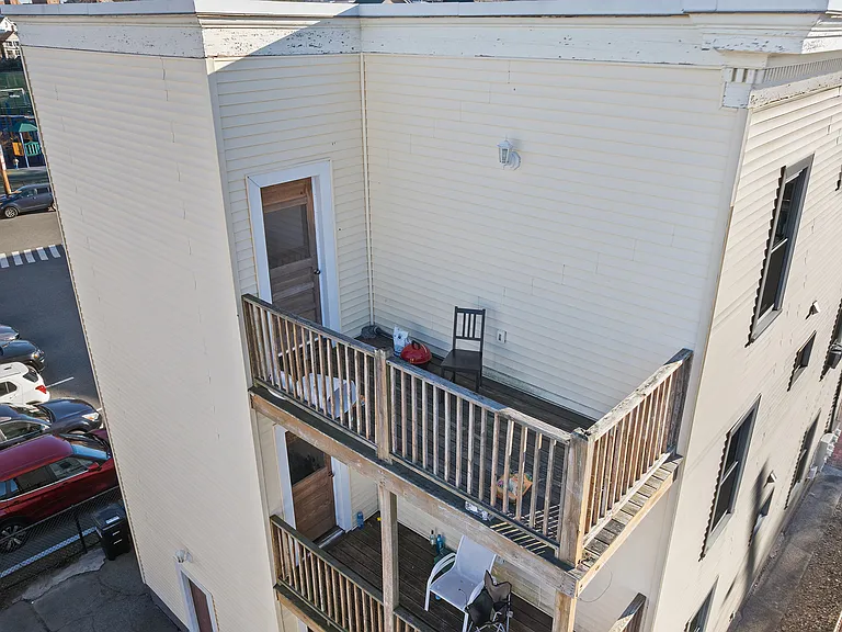36 Fountain Ave #3 — Photo 4