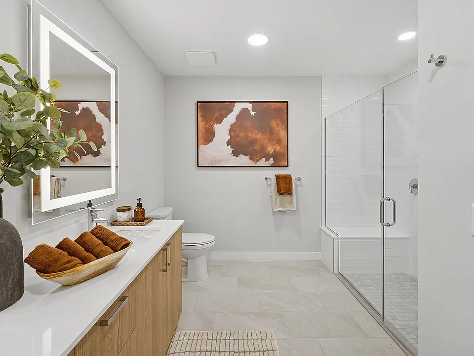 Juliette Bathroom