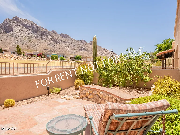 9876 N Ridge Shadow Pl — Photo 47
