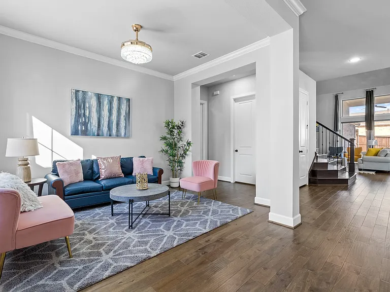 2812 Orchid St — Photo 4