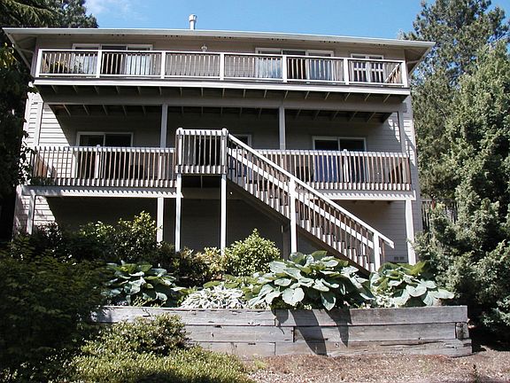 Lush plantings, view decks