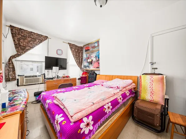 87 Stanhope Street image 4 of 6