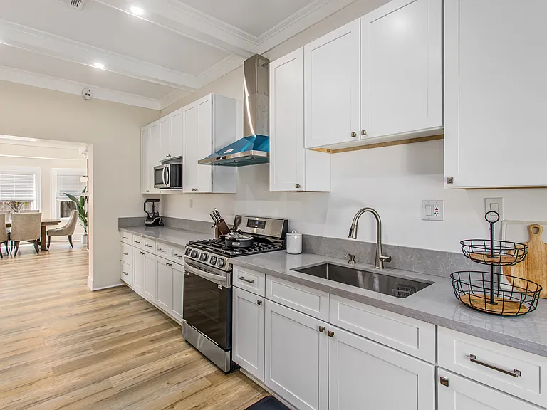 248 Alvarado St — Photo 8