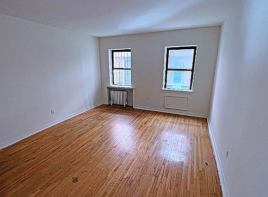 2nd image of 345 W 48th St APT 1C