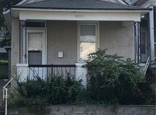 1011 S 11th St, Saint Joseph, MO 64503