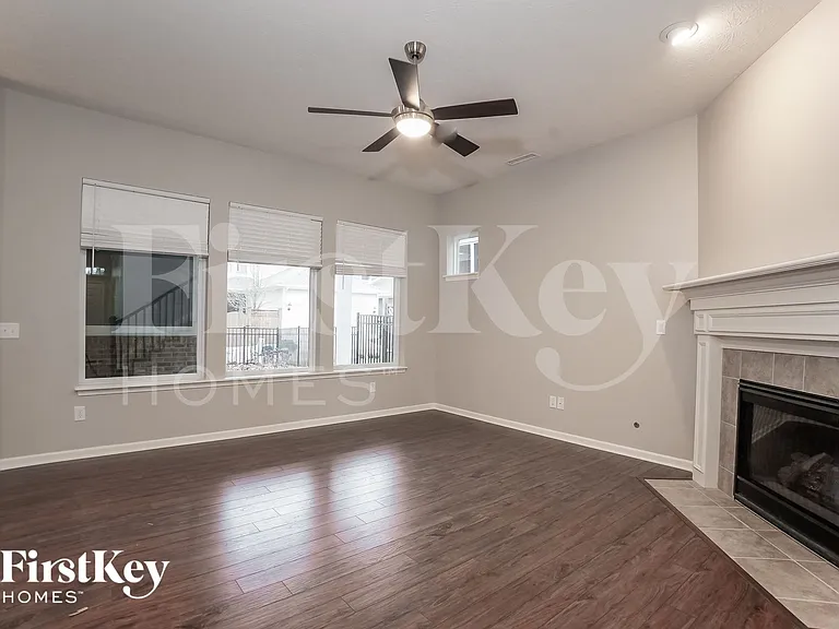 5821 Birtz Rd — Photo 3
