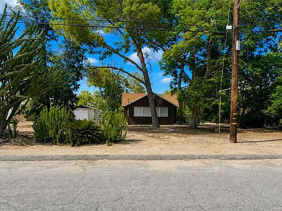 3rd image of 11139 Laurel Ave