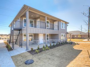 2009 Rockview Dr #105, Granbury, TX 76049