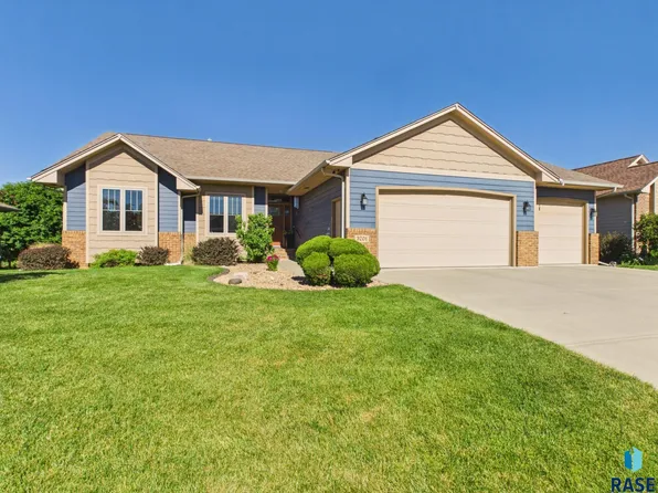 3701 S Harmony Dr, Sioux Falls, SD 57110