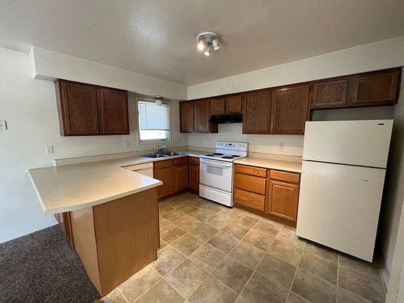 2nd image of 1704 Russian Jack Dr Unit D