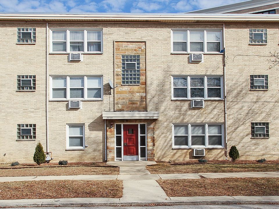 1st image of 8833 La Crosse Ave APT 2