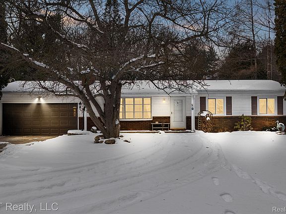 2nd image of 7192 Torrey Rd