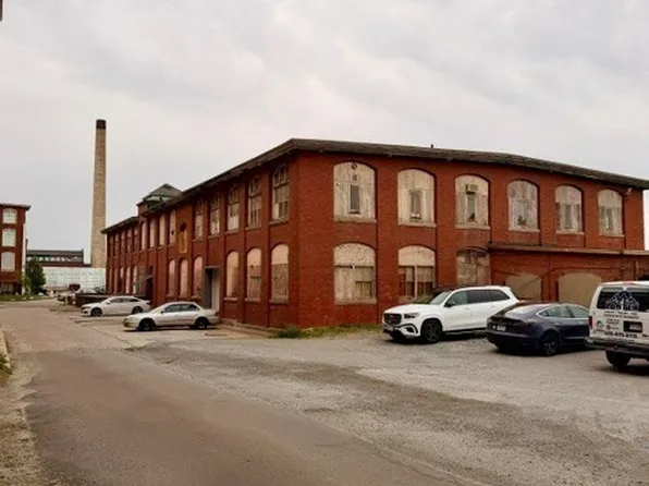 194-194 Riverside Ave #R, New Bedford, MA 02746