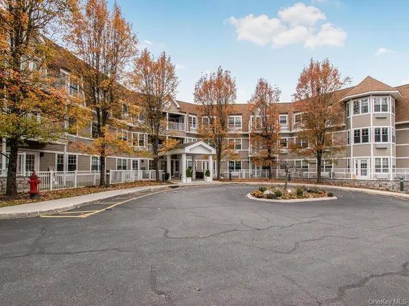 314 Sutton Drive #314, Mount Kisco, NY 10549