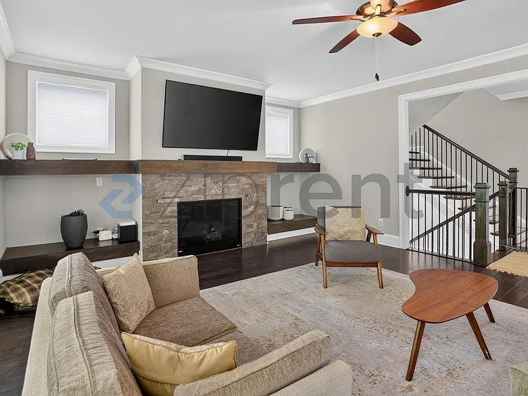 2408 Ellard Ter SE — Photo 14