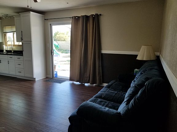 4th image of 639 S 35th Pl