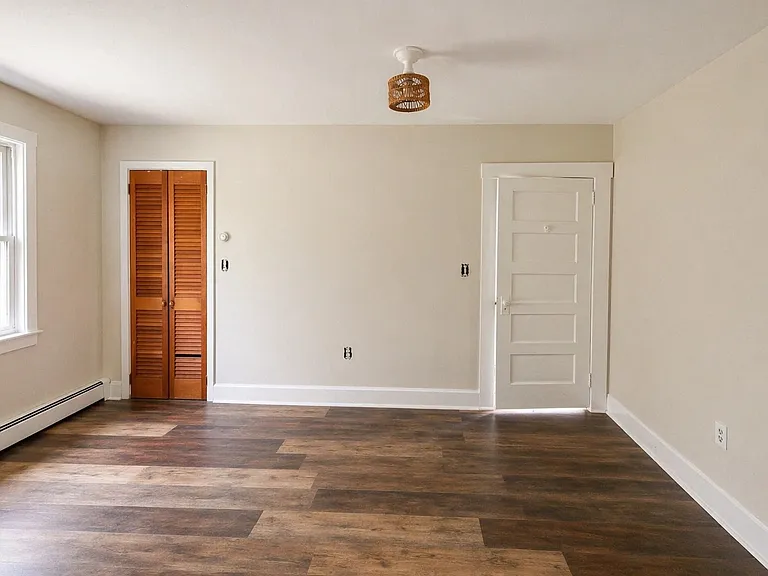 40 Mountain Ave — Photo 5