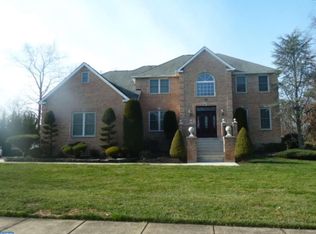 18 Lake Shore Dr, Glassboro, NJ 08028