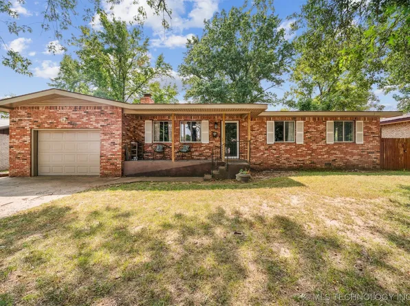 1805 Evans St, Tahlequah, OK 74464