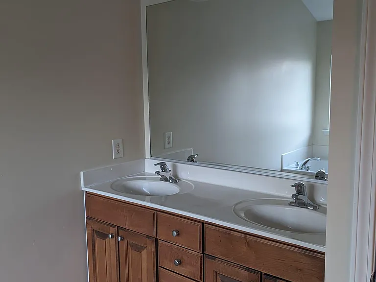 326 Luke Meadow Ln — Photo 24