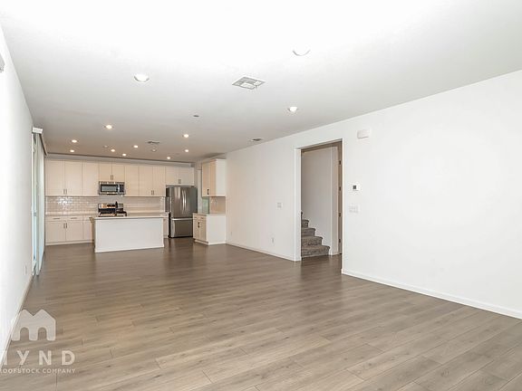 5th image of 2194 Anders Ave