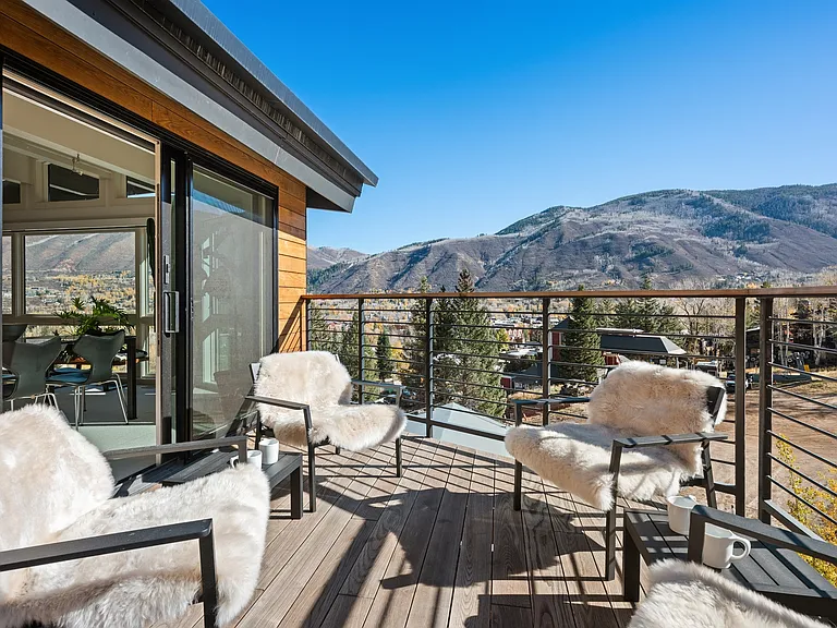 809 S Aspen St #17 — Photo 38