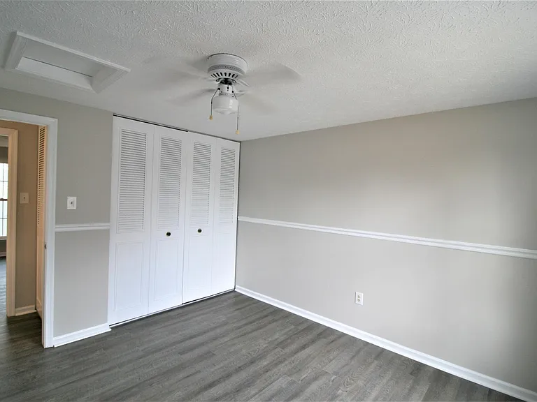 507 Smoketree Ct — Photo 11