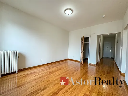 Rented by Astor Realty | media 39