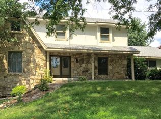 3742 E Sugar Hill St, Springfield, MO 65809