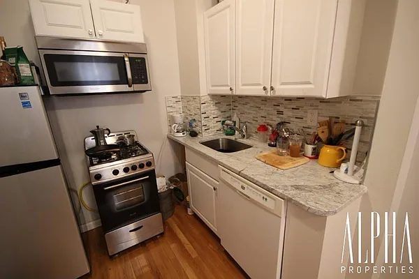 Rented by Alpha Properties NYC I LLC | media 4