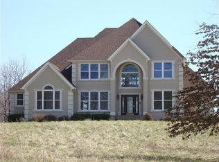 11280 Glass Overlook Rd SE, Elizabeth, IN 47117