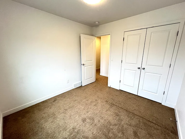 4652 W South Jordan Pkwy — Photo 32