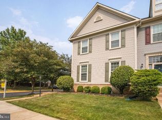 7001 Fieldhurst Ct, Alexandria, VA 22315