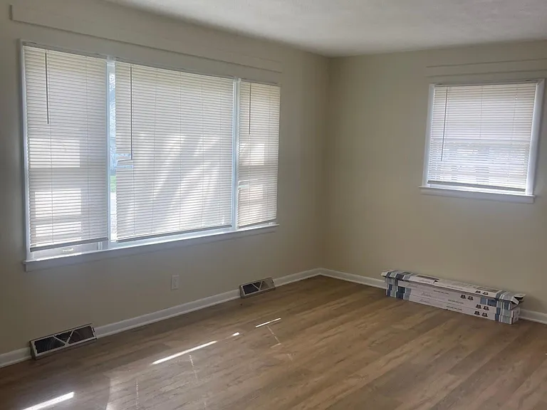 1609 Elkerton Ave — Photo 5