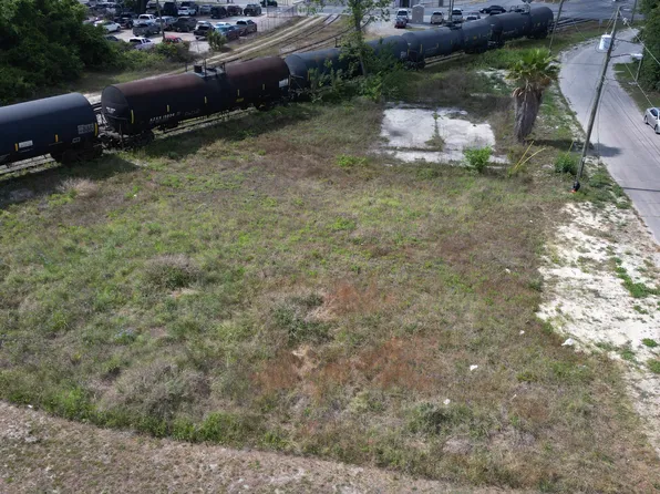 3400 E 1st Ct, Panama City, FL 32401