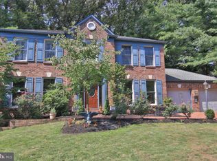 396 Severncrest Dr, Millersville, MD 21108