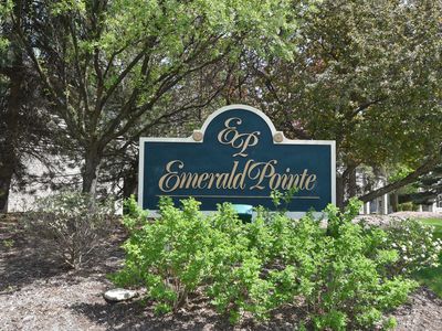 18525 Emerald CIRCLE, Brookfield, WI, 53045