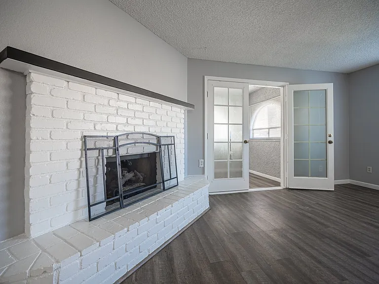 1406 Santa Margarita St #B — Photo 9